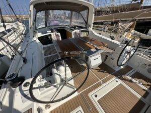 BENETEAU OCEANIS 41.120230905_142309932_iOS