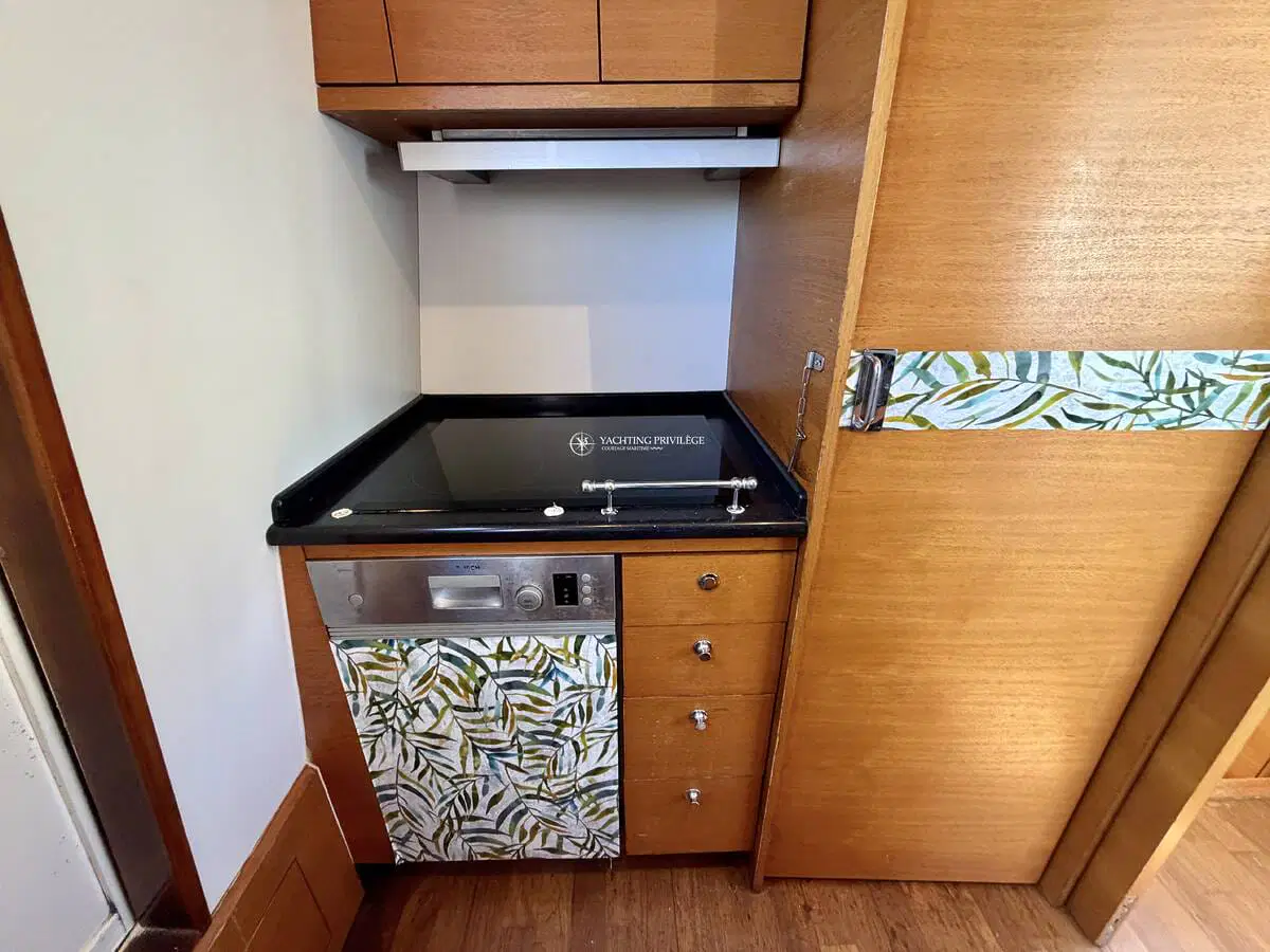 guy couach 195 fly guy couach 195 fly