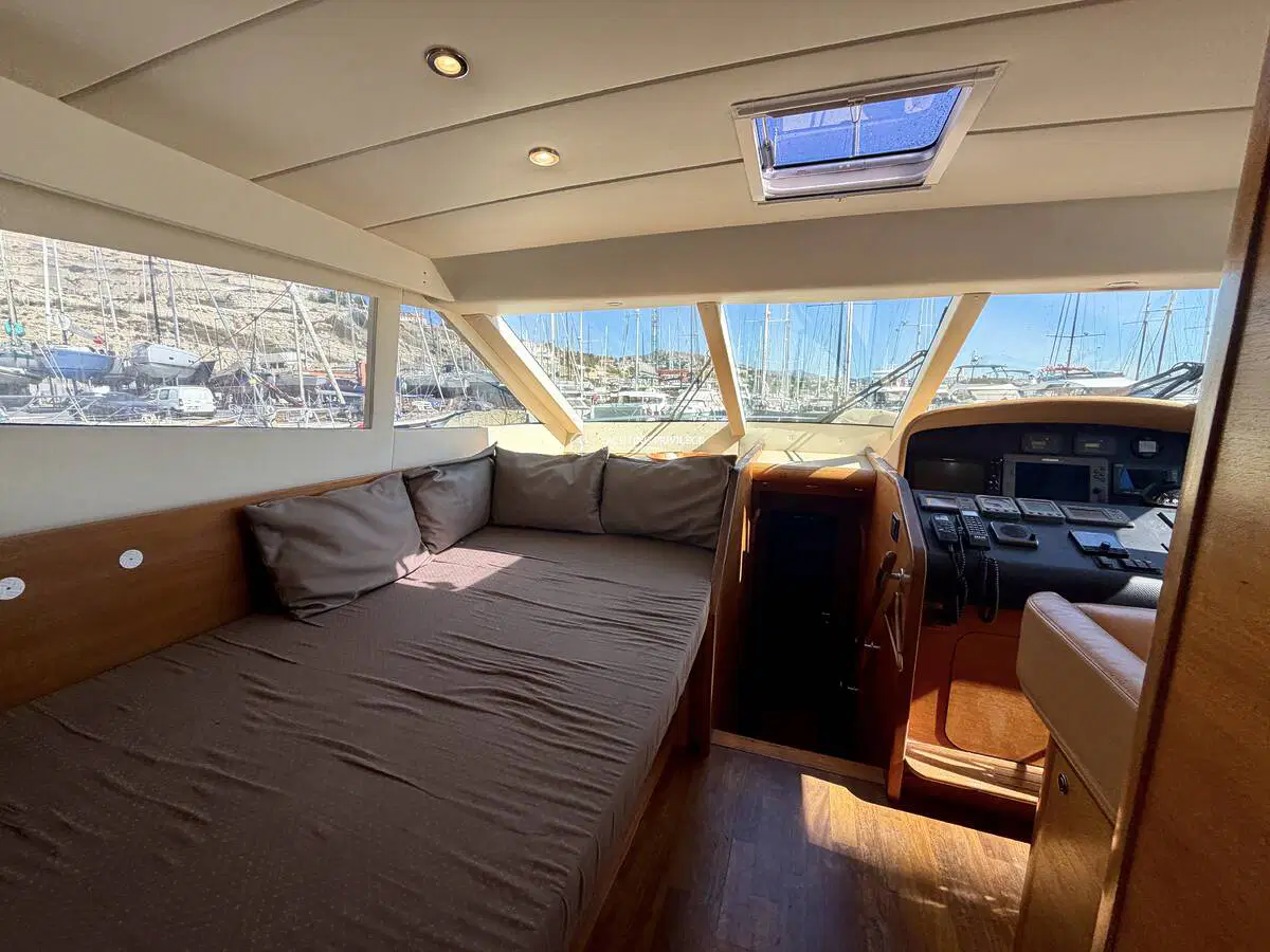 guy couach 195 fly guy couach 195 fly