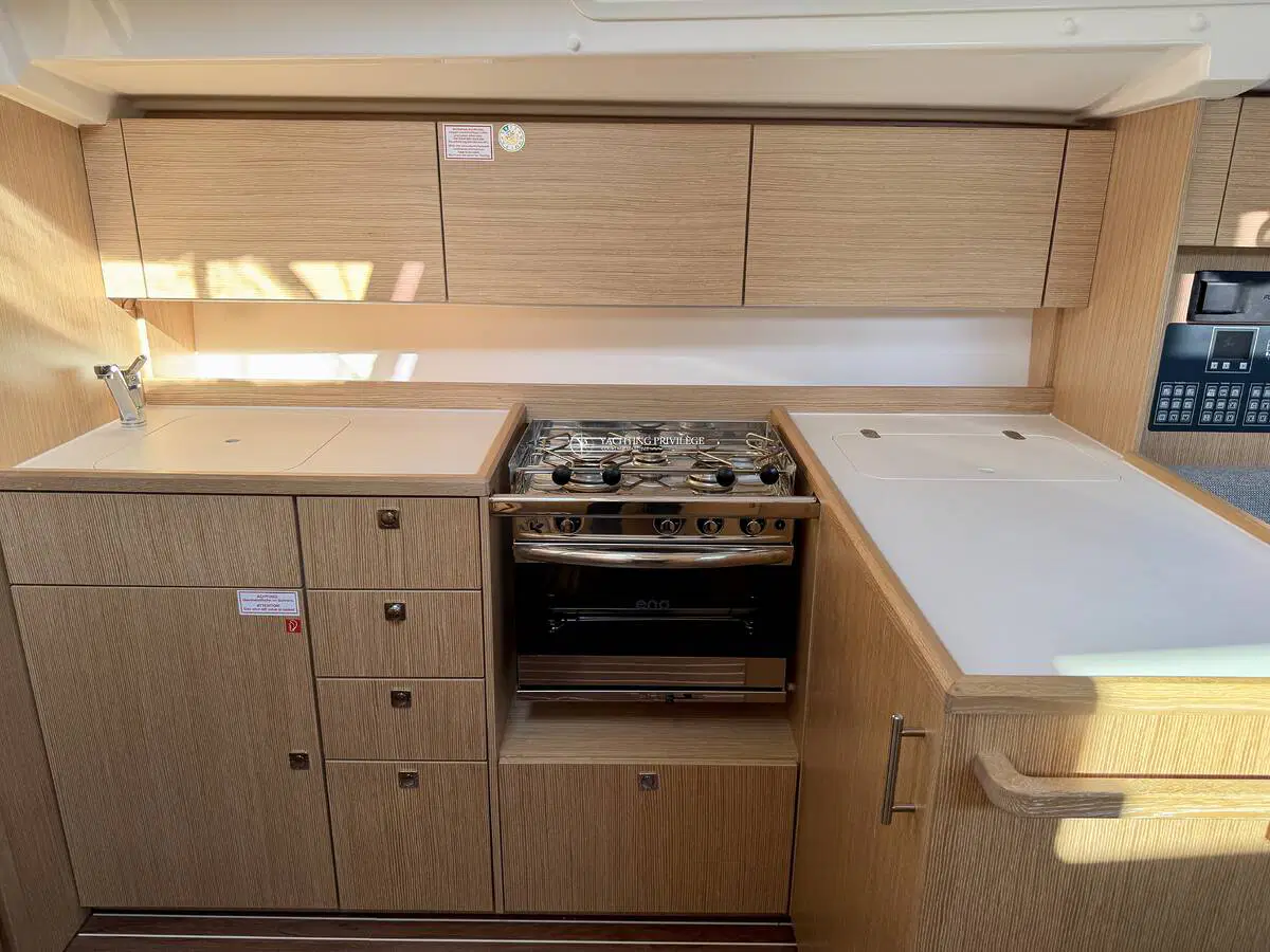 bavaria c38 bavaria c38