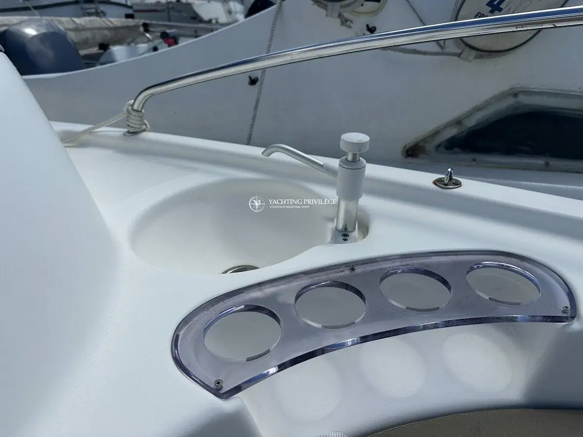 b2 marine cap ferret 552 open b2 marine cap ferret 552 open