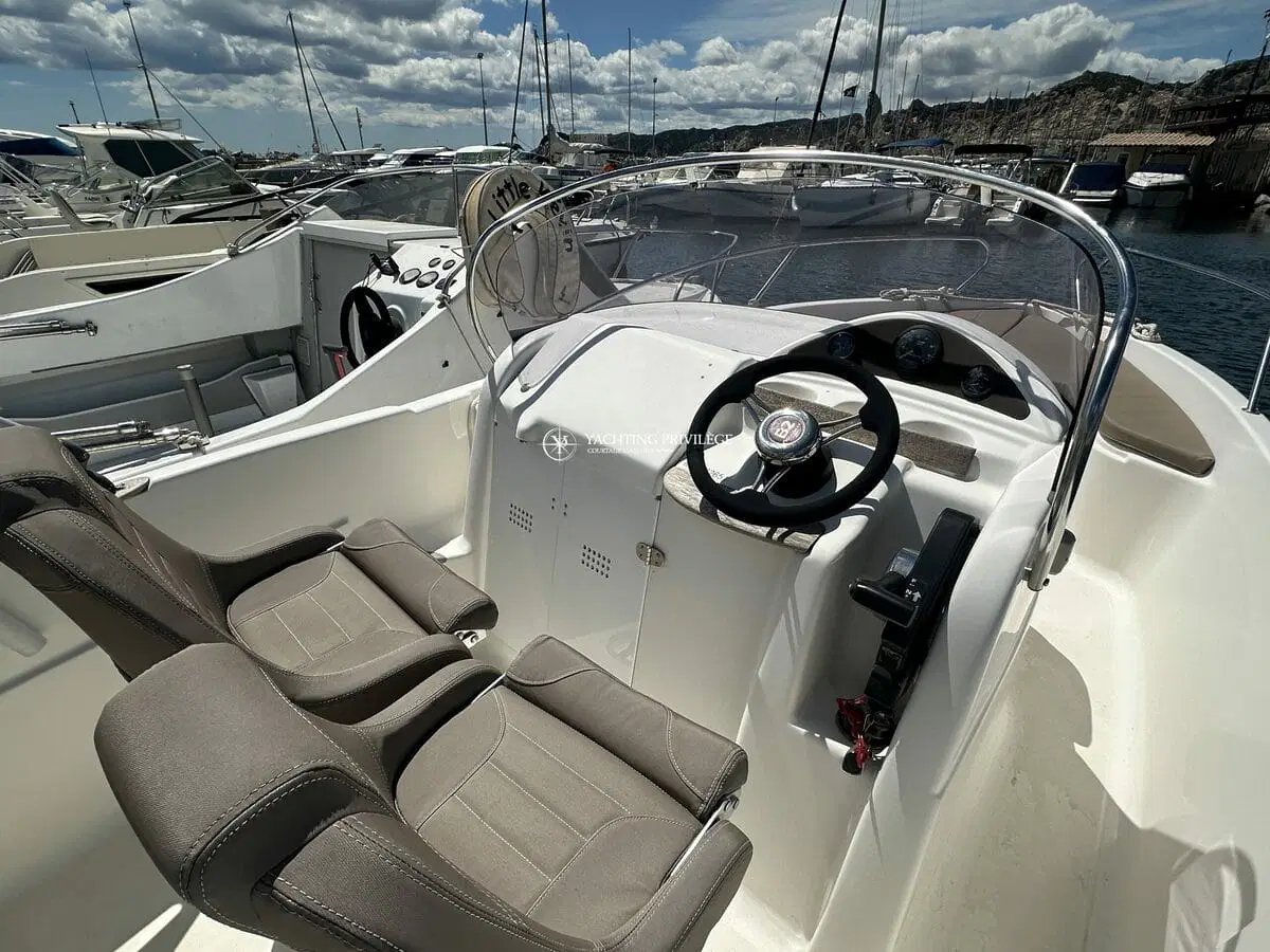 b2 marine cap ferret 552 open b2 marine cap ferret 552 open