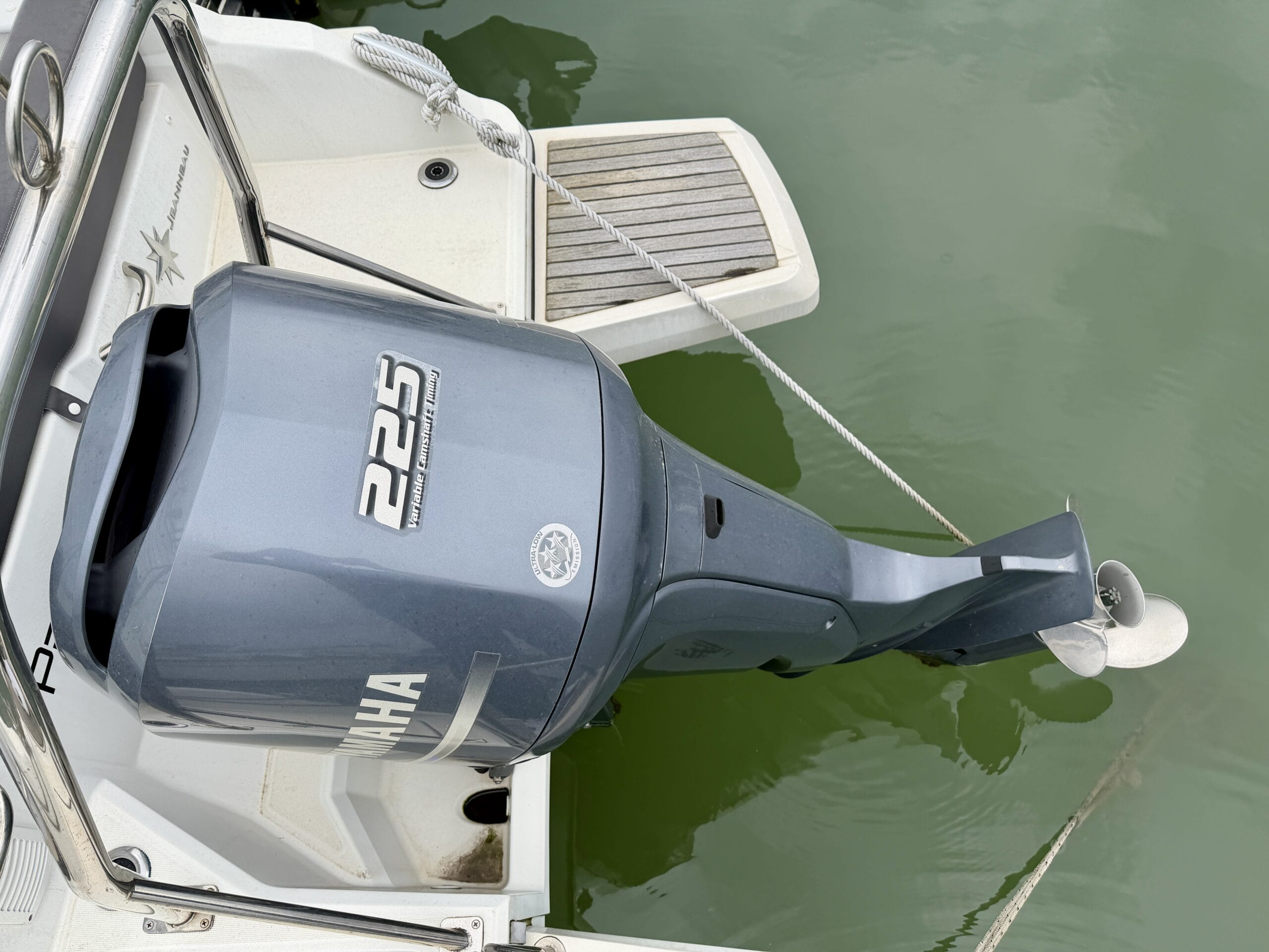 jeanneau cap camarat 7.5cc s2 jeanneau cap camarat 7.5cc s2