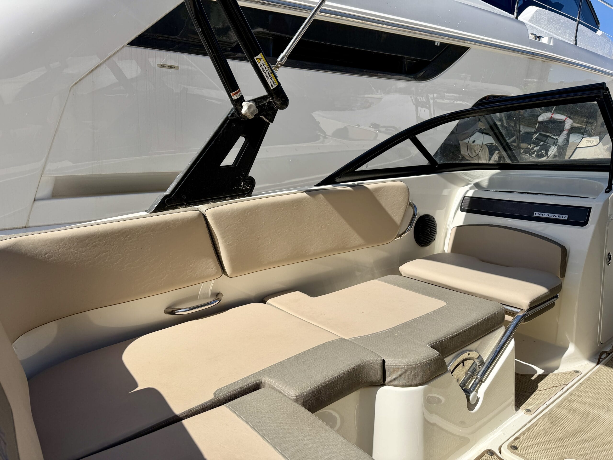 bayliner vr5 bayliner vr5